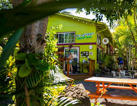 Lahaina Shores Beach Resort